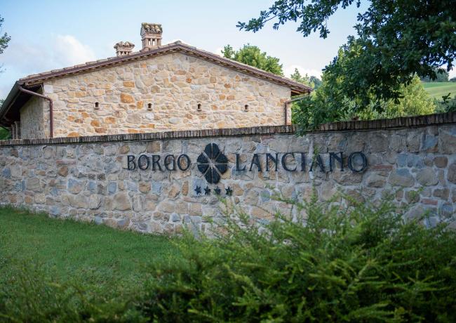 borgolanciano it offerta-resort-marche-con-cena-gourmet-inclusa 009