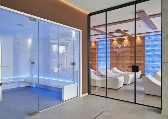 Relaxation room with salt and modern steam bath.