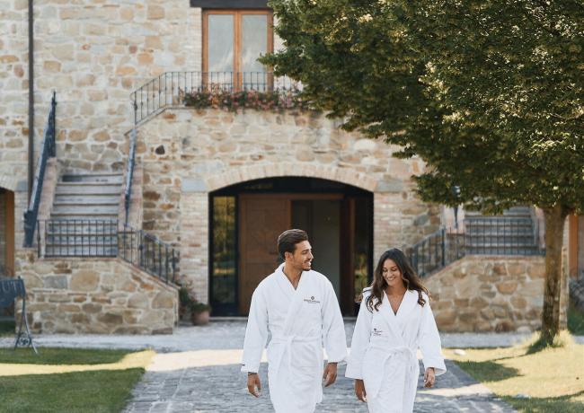 borgolanciano en midweek-offer-for-couples-resort-with-spa-in-the-marches 007