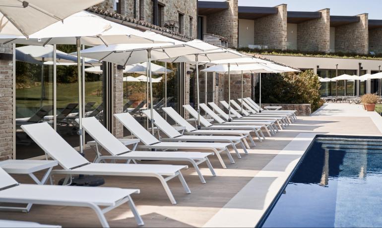 borgolanciano en offer-august-resort-with-spa-and-outdoor-pool-marche 003
