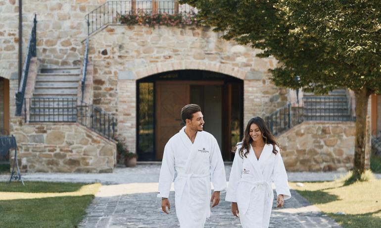borgolanciano en offer-immaculate-conception-resort-marche-with-spa-and-massage-for-couples 004