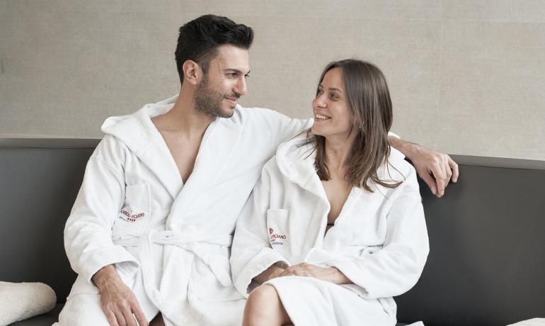 borgolanciano de valentinstag-paket-resort-mit-spa-in-den-marken-mit-paar-massage 003